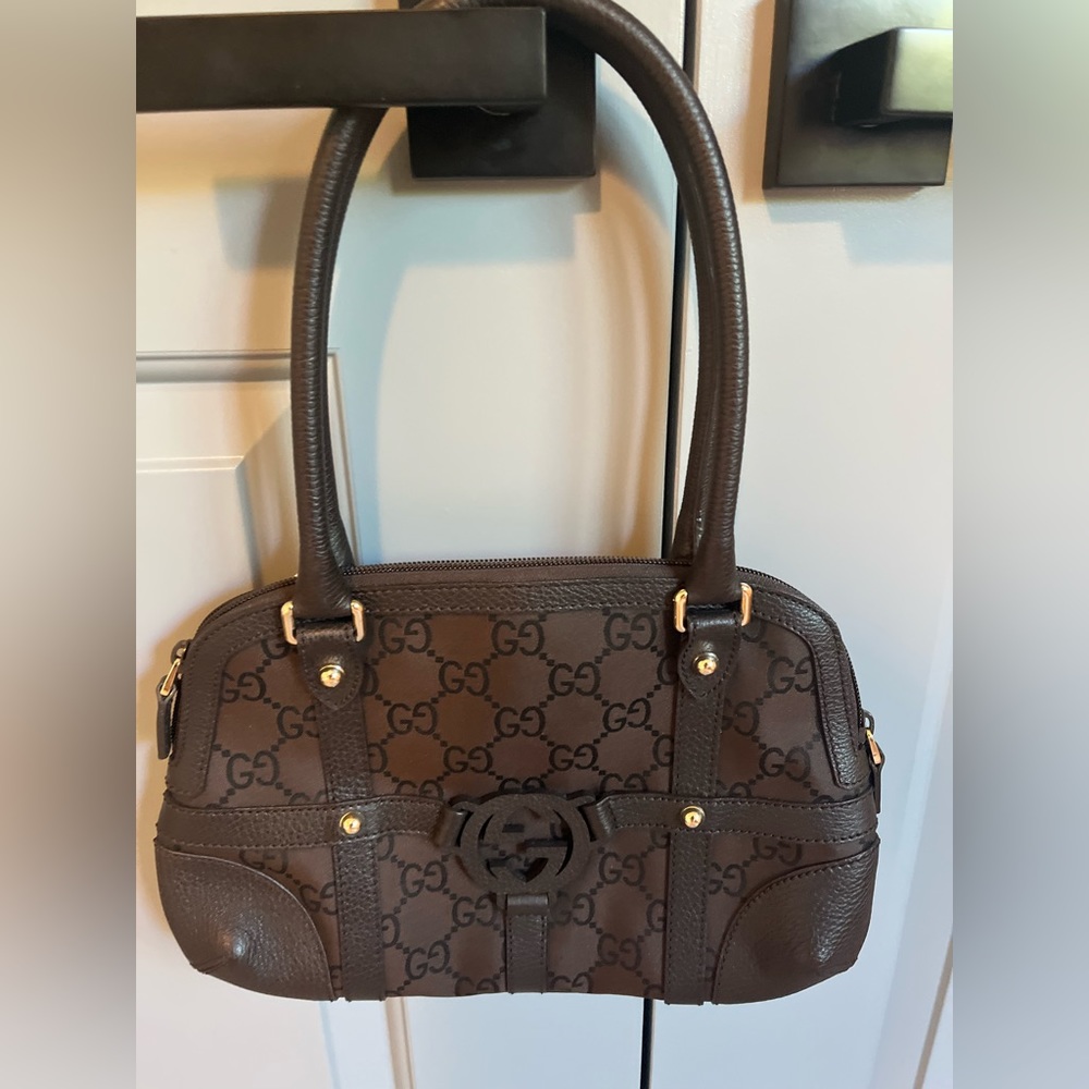 Gucci GG Denim handle bag
